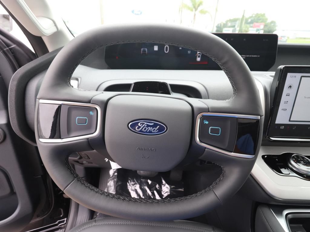 New 2026 Ford Expedition Active RWD image 20