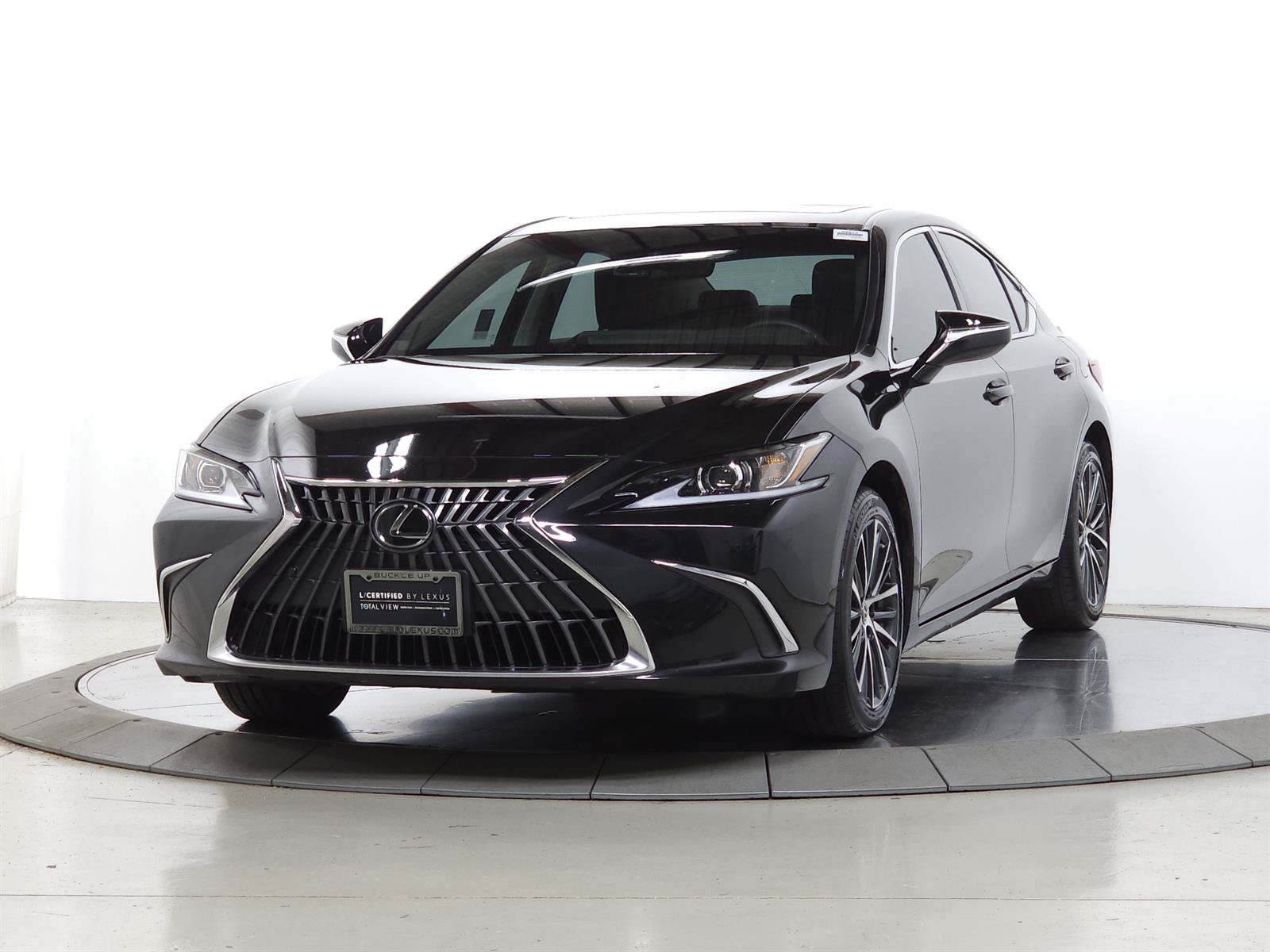 Used 2024 Lexus ES 300h w/ Premium Package FWD image 3