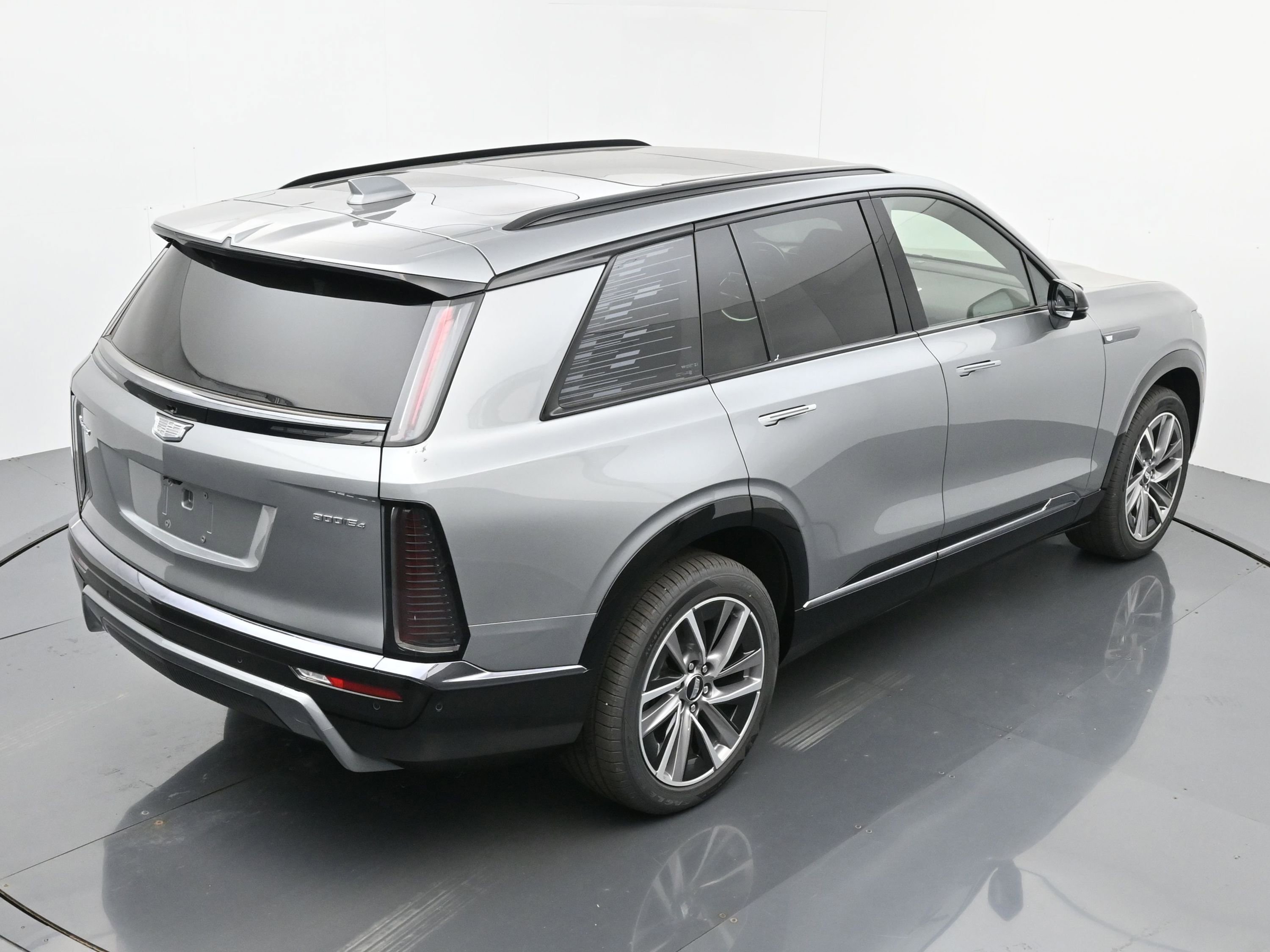 New 2026 Cadillac Vistiq Sport w/ LPO, Floor Liner Package image 27