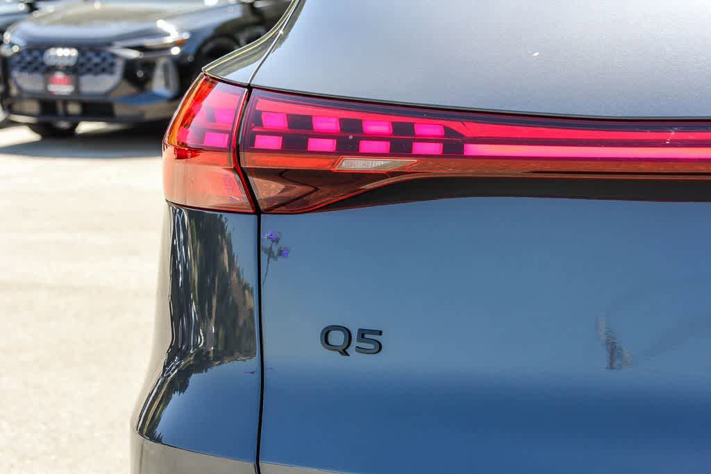 Used 2025 Audi Q5 Premium Plus w/ Premium Plus AWD/4WD image 11