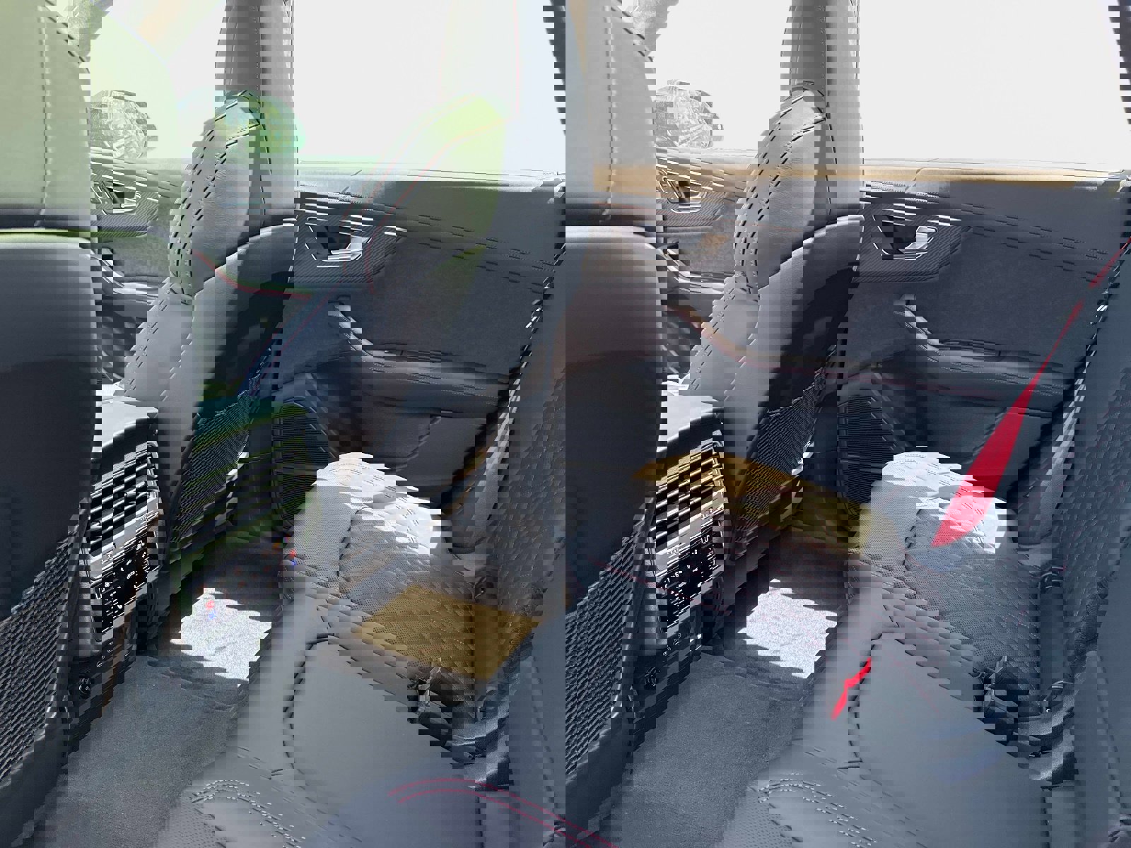 New 2026 Audi SQ8 Prestige AWD/4WD image 11