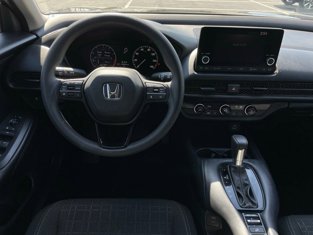 Certified 2025 Honda HR-V LX image 11