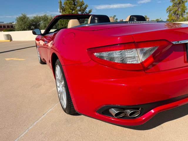 Used 2010 Maserati GranTurismo Convertible RWD image 18