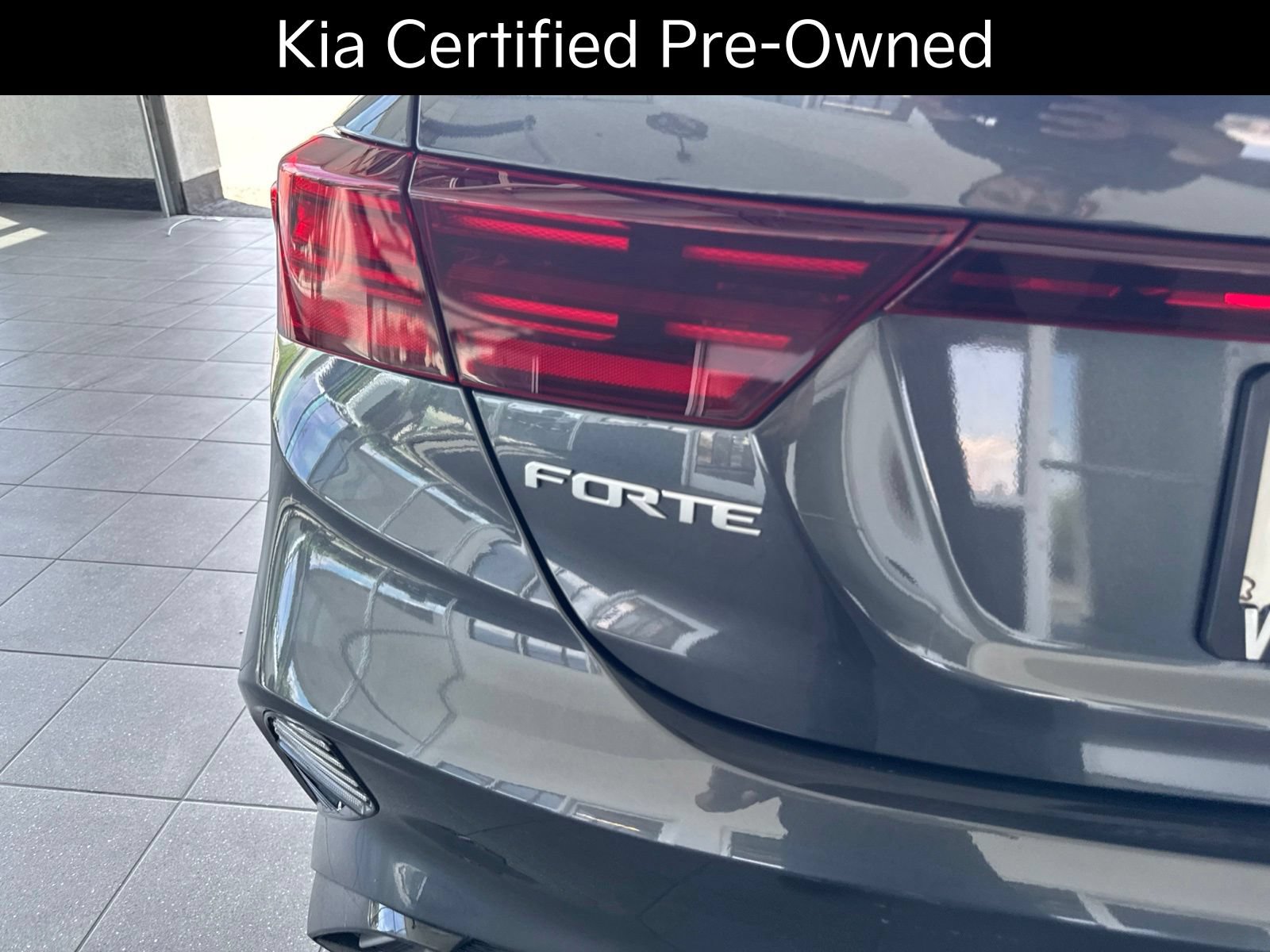 Certified 2024 Kia Forte GT-Line FWD image 9