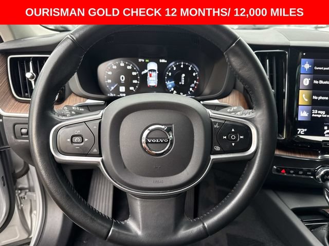 Used 2021 Volvo XC60 T5 Momentum w/ Premium Package FWD image 28