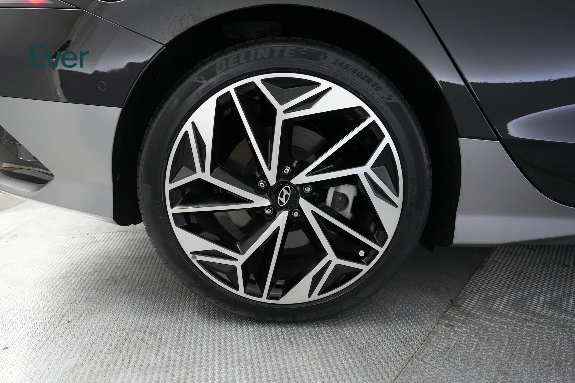 Used 2024 Hyundai Ioniq 6 Limited RWD image 21