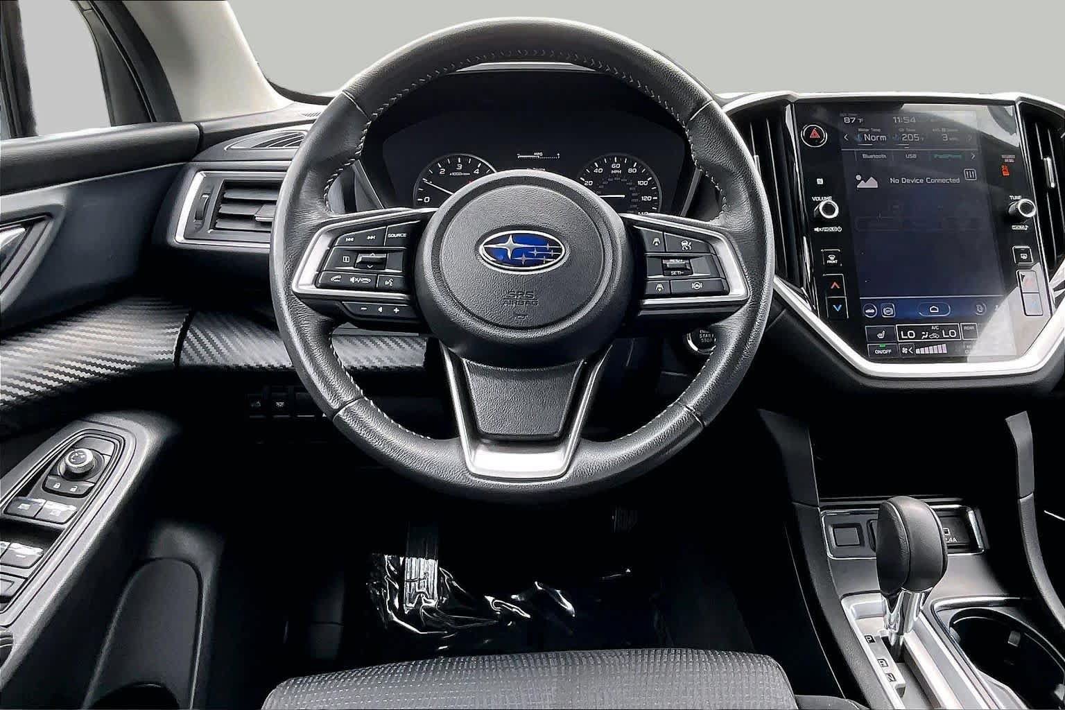 Used 2023 Subaru Ascent Premium w/ Convenience Package AWD/4WD image 6