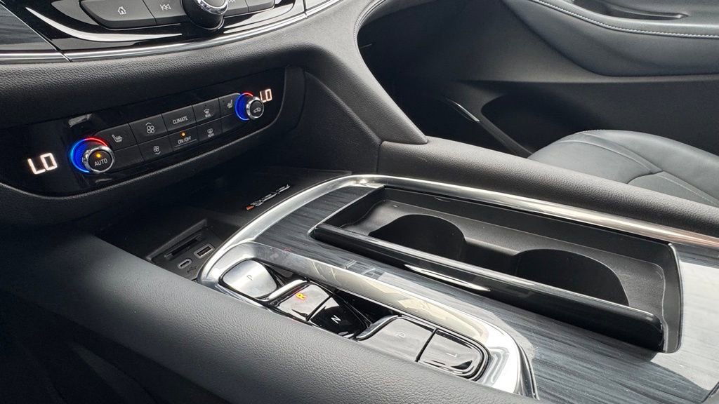 Used 2023 Buick Enclave Essence w/ Experience Buick Package image 25