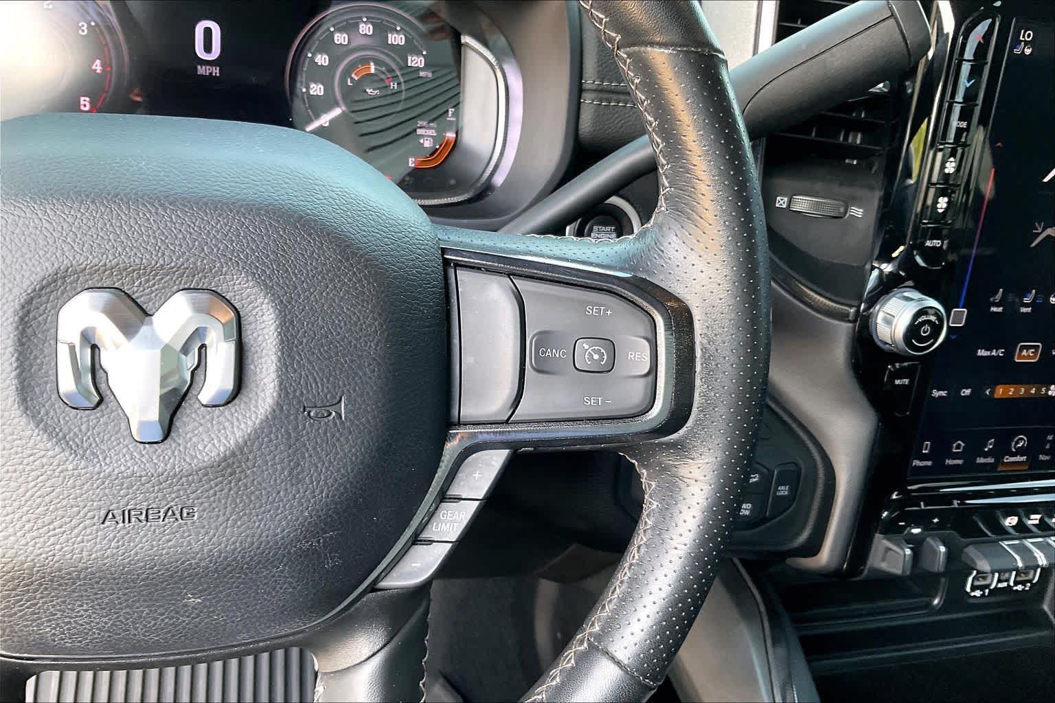 Used 2024 RAM 2500 Rebel AWD/4WD image 24