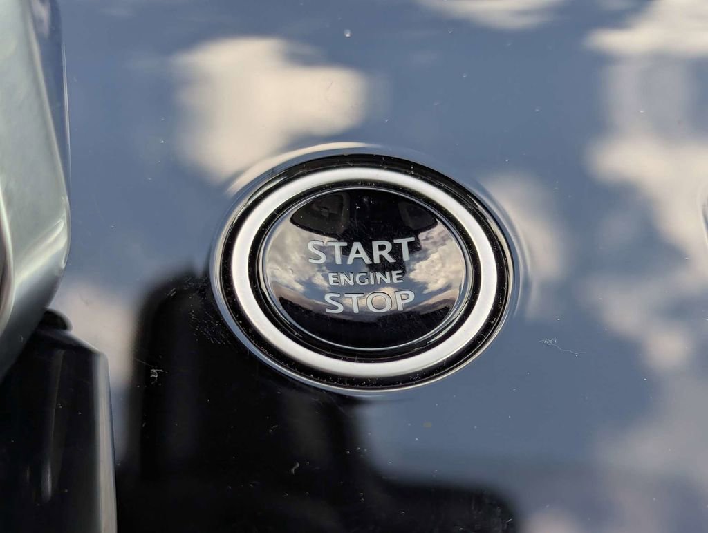 Used 2023 Land Rover Range Rover Sport Autobiography image 29