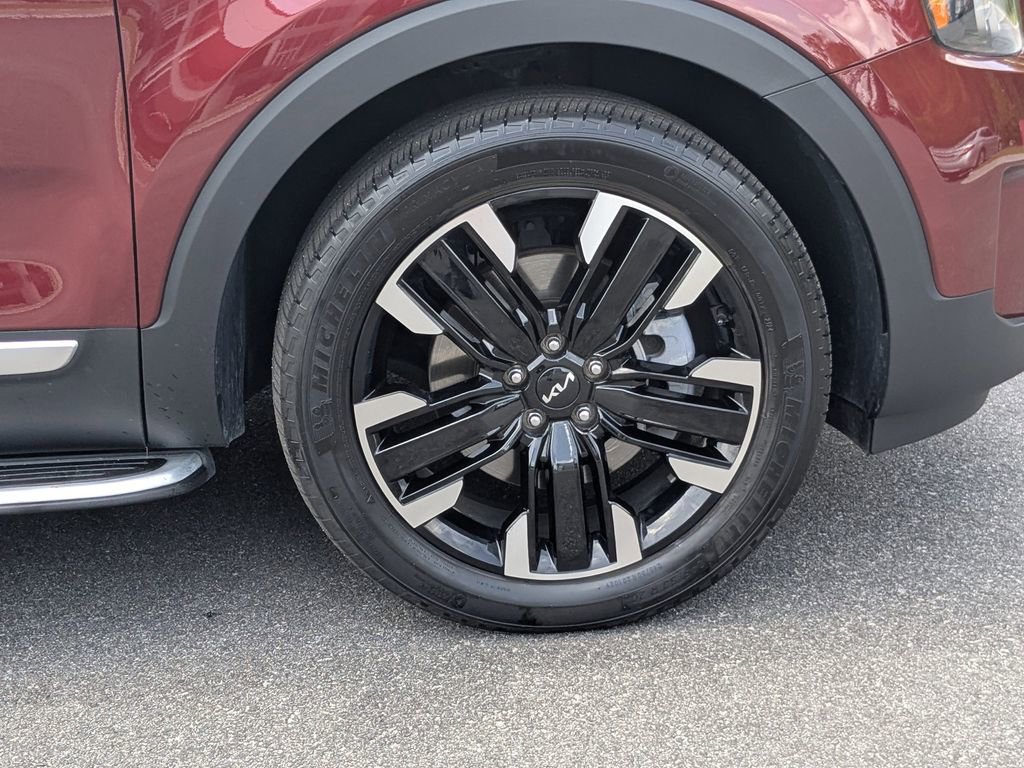 Used 2024 Kia Telluride SX Prestige w/ Towing Package image 12