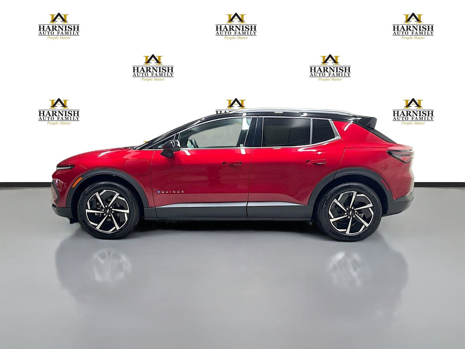 New 2026 Chevrolet Equinox EV LT image 8