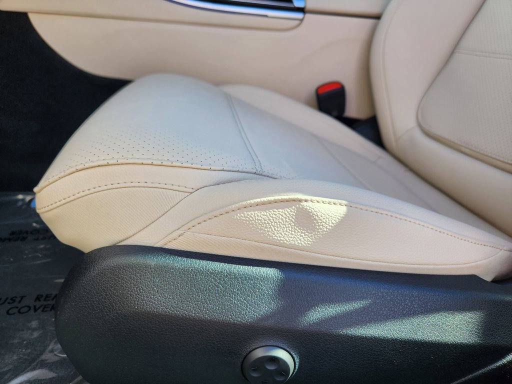 Used 2026 Mercedes-Benz C 300 4MATIC Sedan image 23