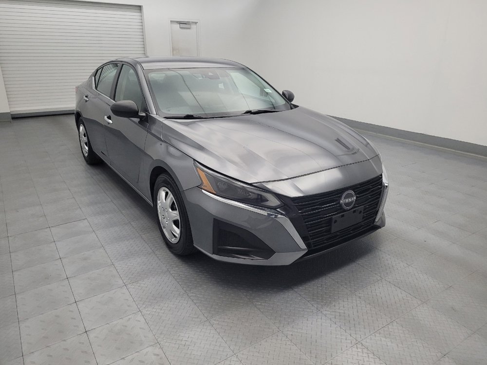 Used 2024 Nissan Altima 2.5 S FWD image 13
