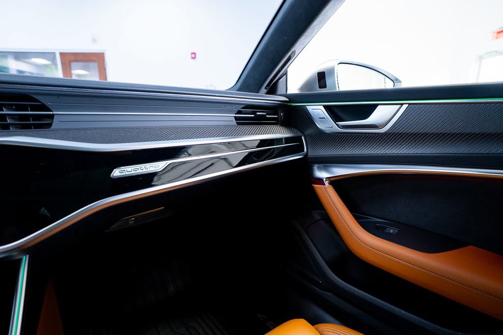 Used 2022 Audi RS 7 Sportback AWD/4WD image 41