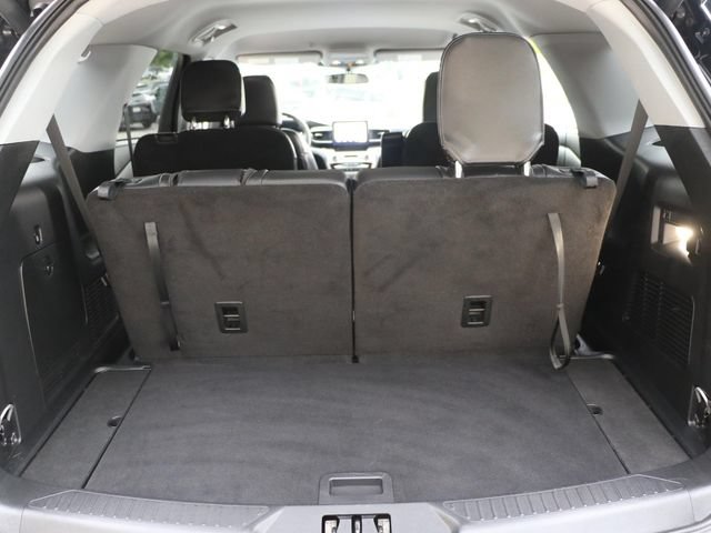 Certified 2023 Ford Explorer XLT w/ Equipment Group 202A AWD/4WD image 14