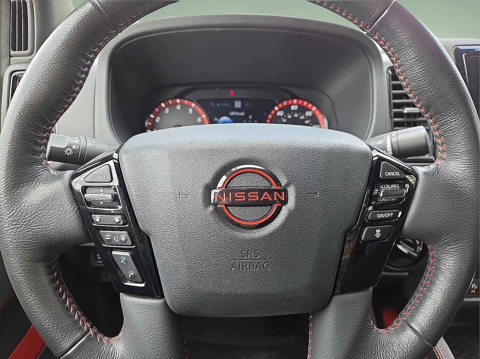 Used 2024 Nissan Frontier PRO-4X w/ Pro Premium Package AWD/4WD image 24