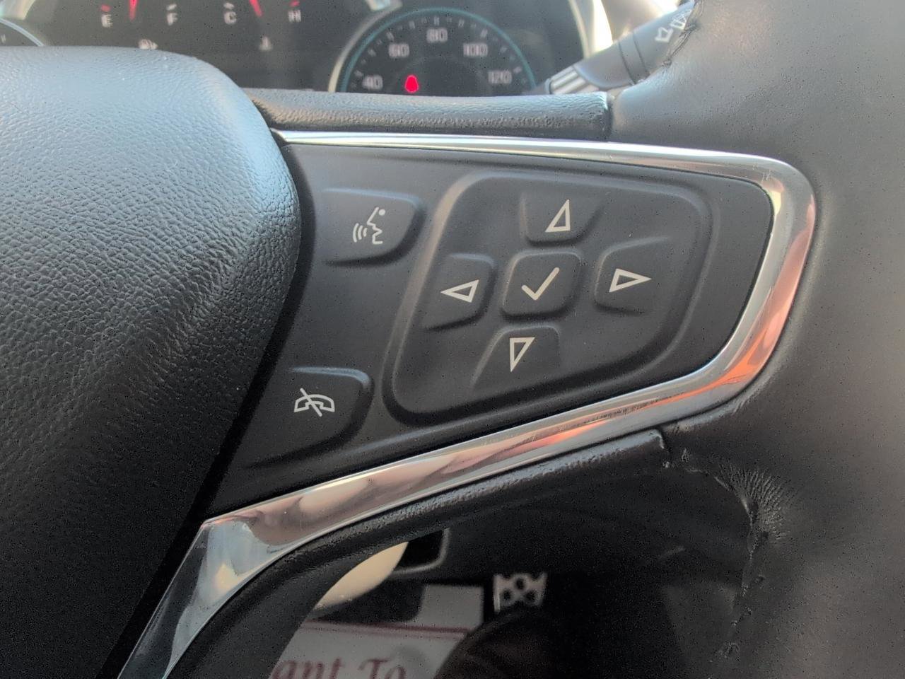 Used 2016 Chevrolet Malibu LT w/ Leather Package FWD image 16