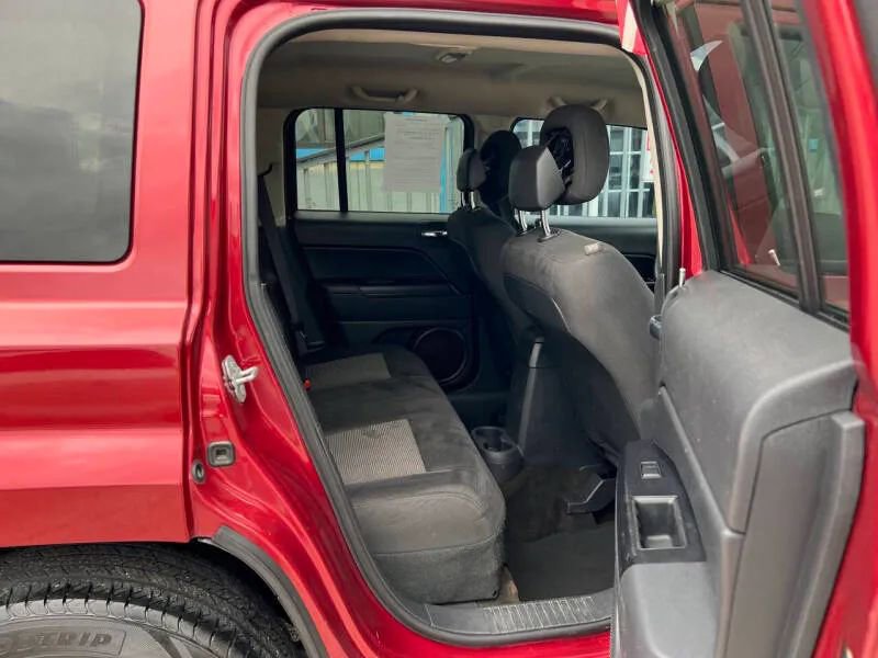 Used 2015 Jeep Patriot Sport w/ Power Value Group FWD image 13