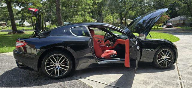 Used 2010 Maserati GranTurismo Coupe RWD image 32