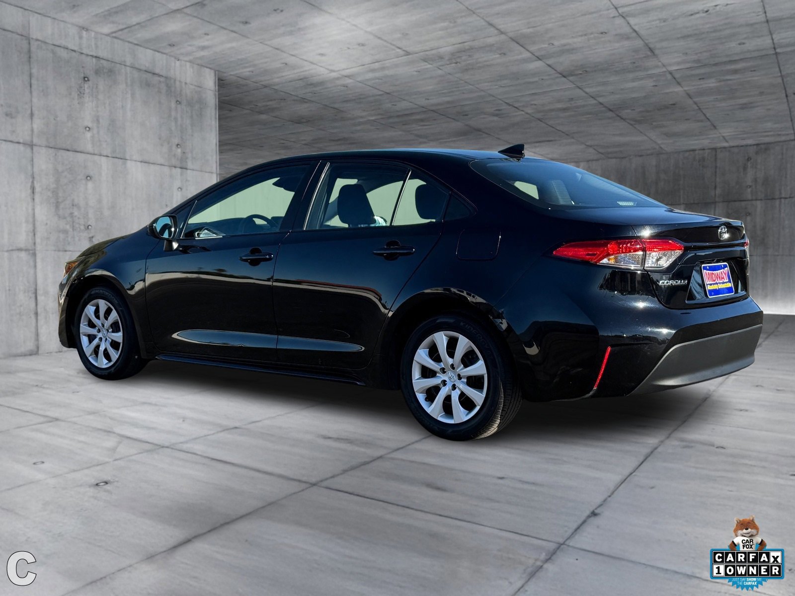 Used 2024 Toyota Corolla LE image 4