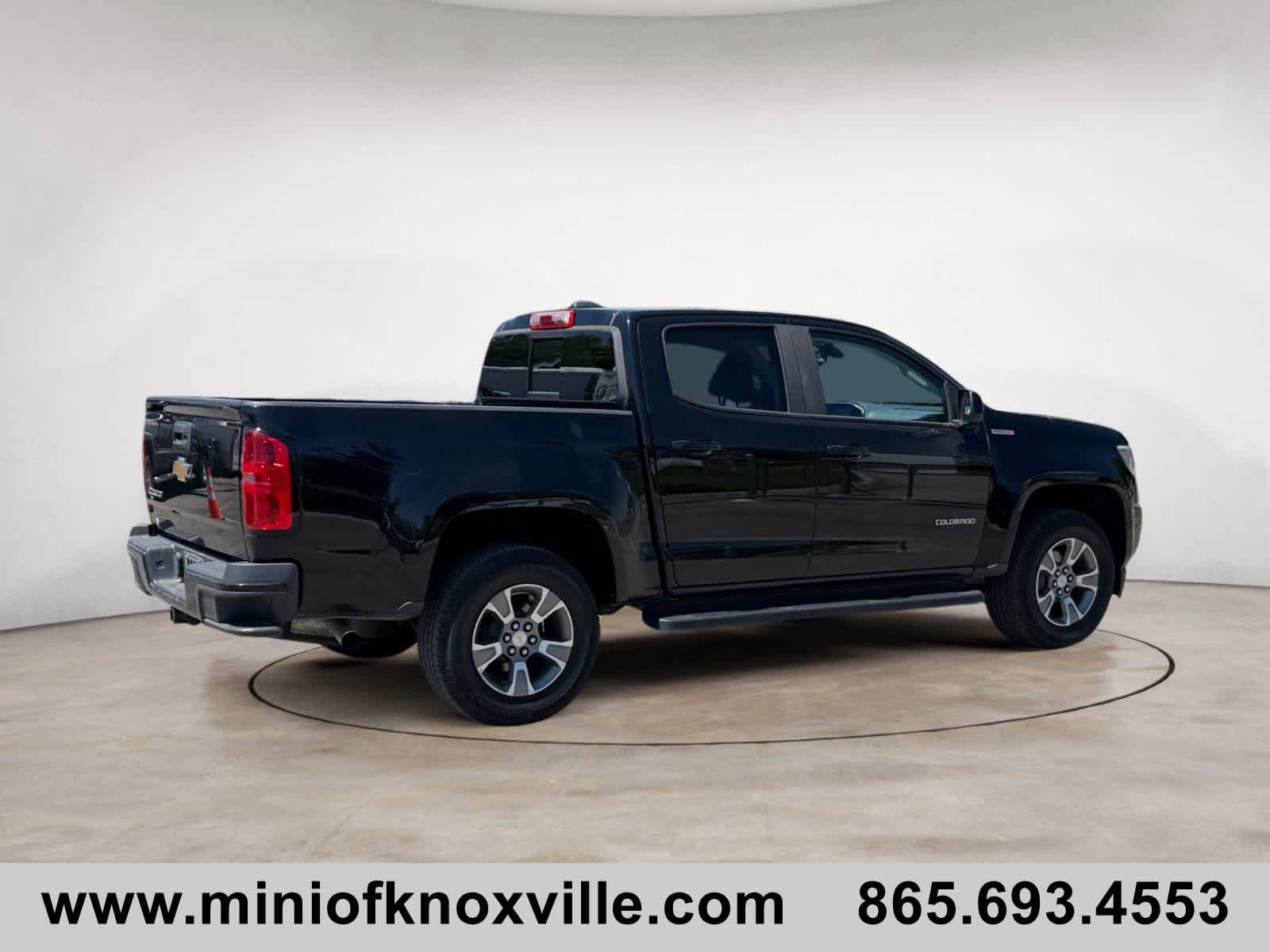Used 2018 Chevrolet Colorado Z71 AWD/4WD image 3