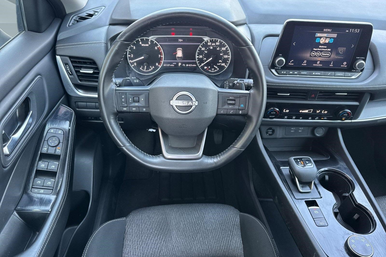 Used 2025 Nissan Rogue SV AWD/4WD image 31