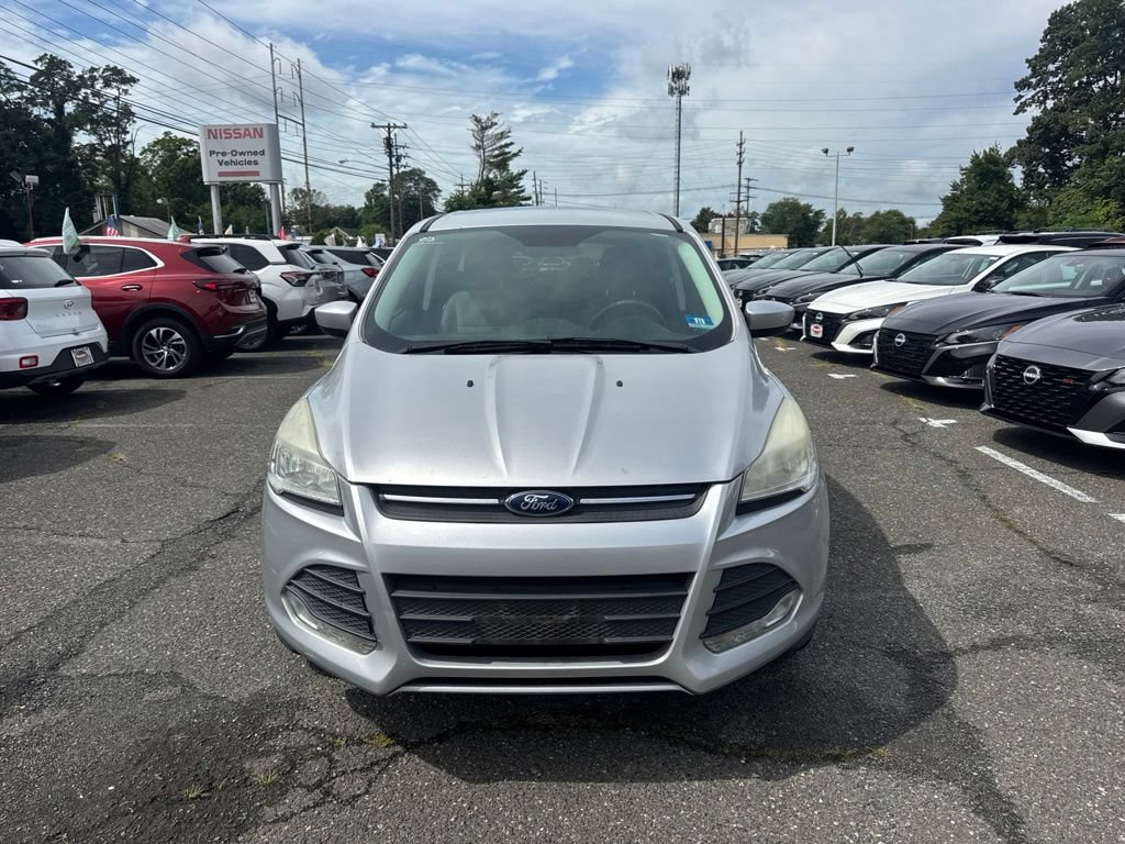 Used 2015 Ford Escape SE FWD image 2