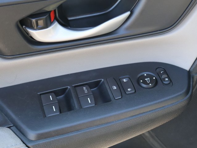 Used 2018 Honda CR-V LX image 11