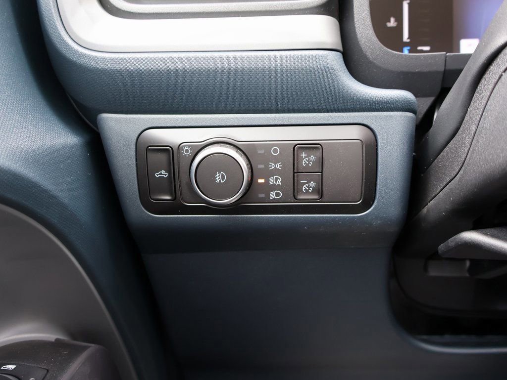 New 2026 Ford Maverick Lobo image 31