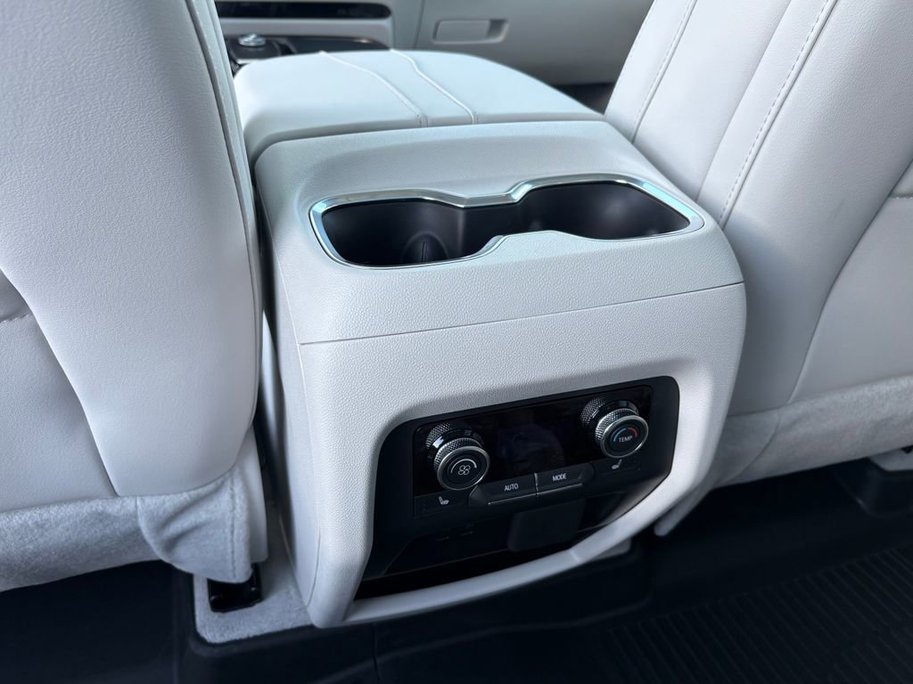New 2026 Buick Enclave Avenir w/ Super Cruise Package image 41