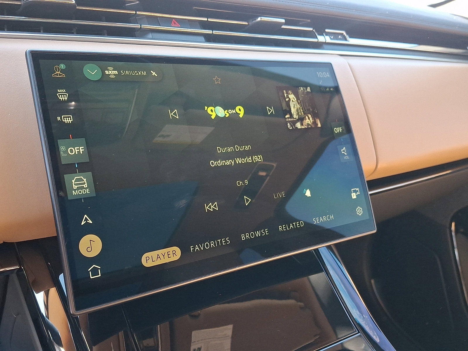 Used 2024 Land Rover Range Rover Sport SE image 17