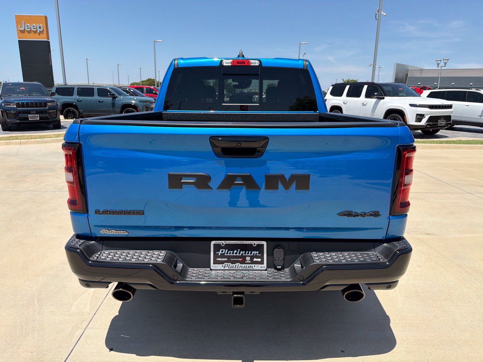 New 2026 RAM 1500 Laramie AWD/4WD image 4