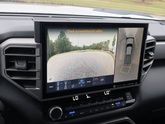 Used 2023 Toyota Tundra Limited AWD/4WD image 19