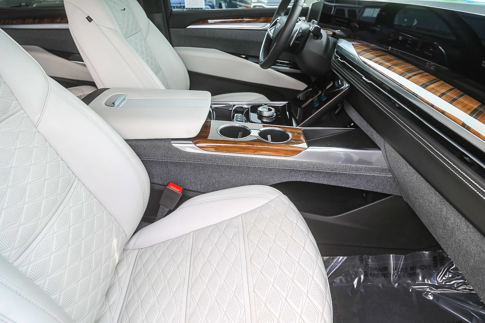 Used 2025 Cadillac Escalade ESV Sport Platinum AWD/4WD image 16