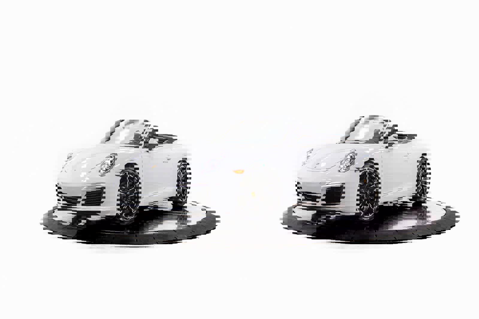 Certified 2018 Porsche 911 Carrera