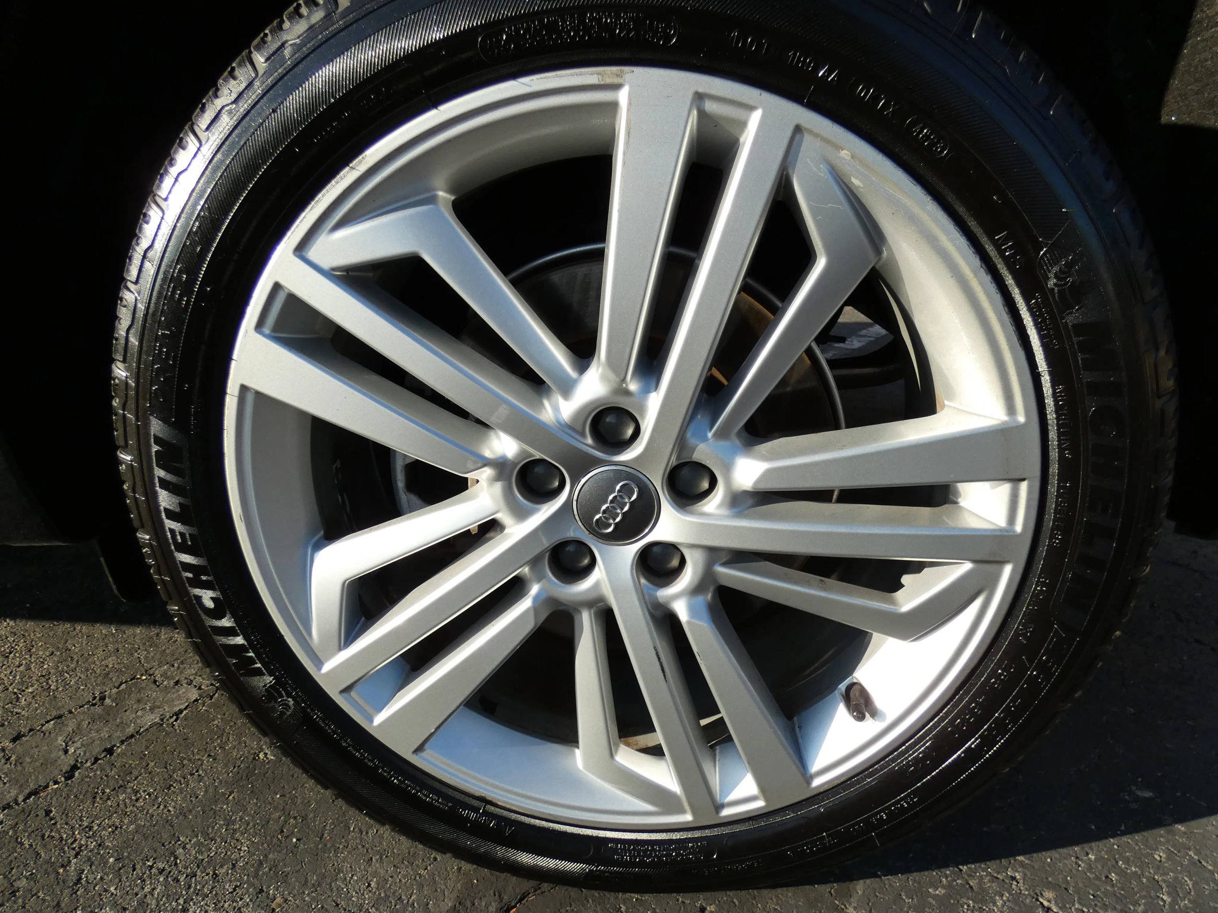 Used 2018 Audi Q5 2.0T Premium Plus w/ Premium Plus Package image 20