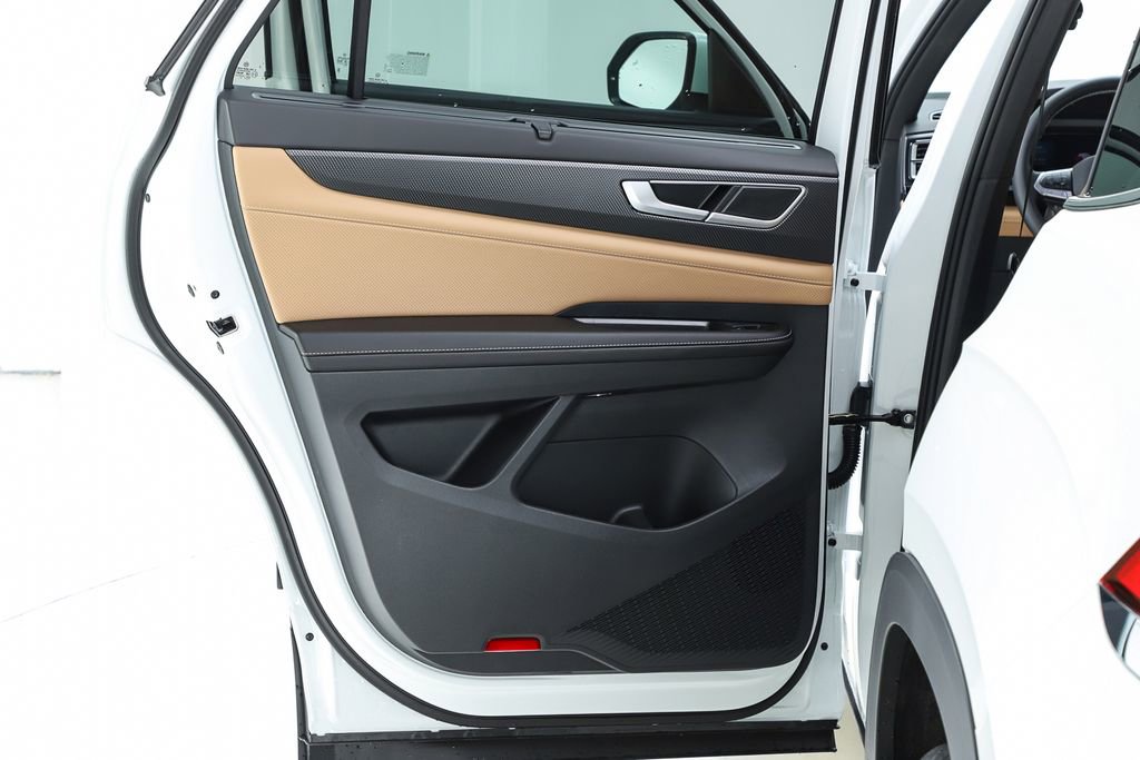 New 2026 Volkswagen Atlas Cross Sport SEL image 17