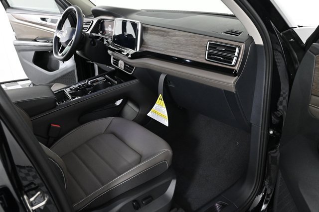 New 2026 Volkswagen Atlas SEL image 12