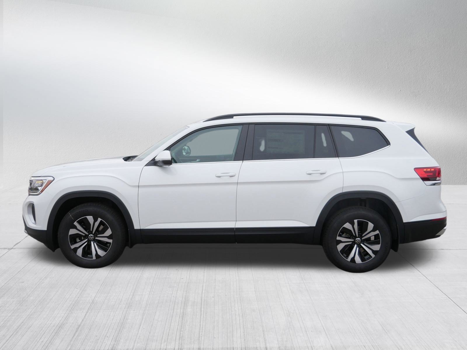 New 2026 Volkswagen Atlas SE AWD/4WD image 3