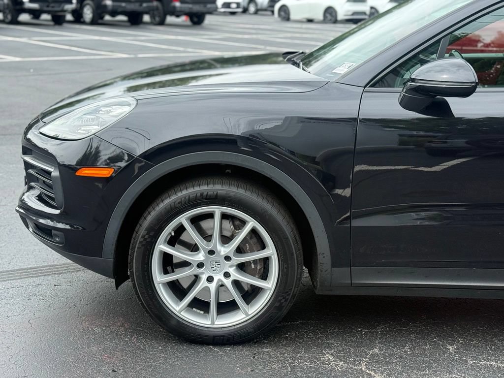 Used 2021 Porsche Cayenne Coupe AWD/4WD image 2