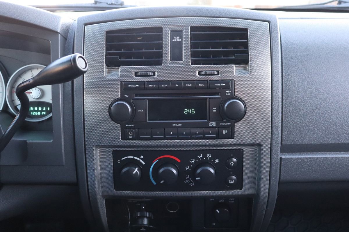 Used 2007 Dodge Dakota SLT image 35
