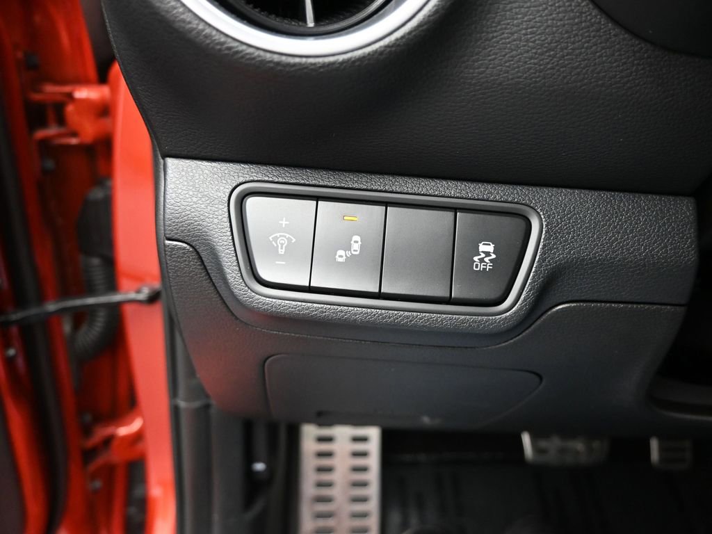 Certified 2023 Kia Forte GT-Line image 30