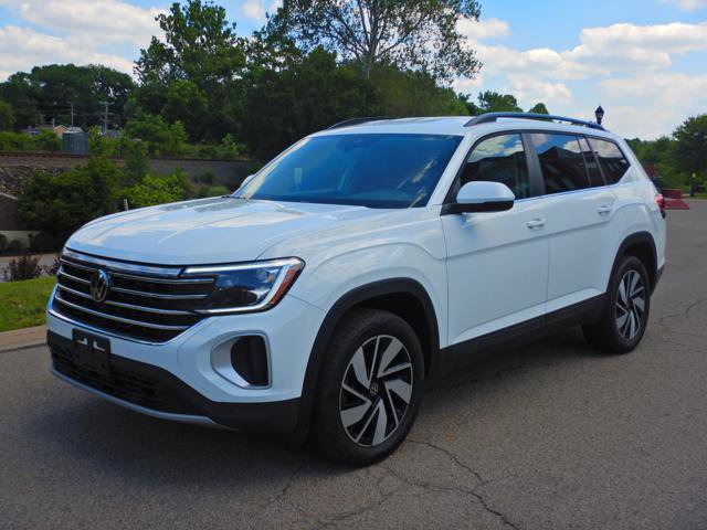 Used 2025 Volkswagen Atlas SE