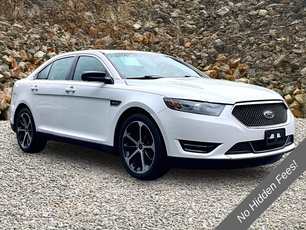 Used 2015 Ford Taurus SHO w/ Equipment Group 401A AWD/4WD image 10