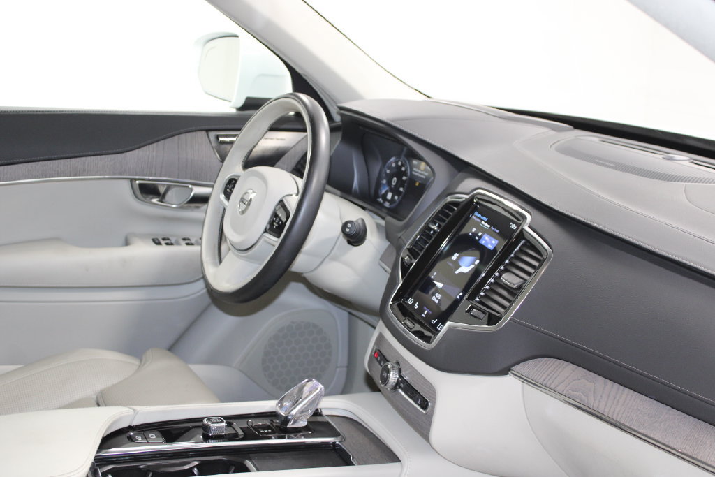 Used 2022 Volvo XC90 T8 Inscription w/ Advanced Package AWD/4WD image 31