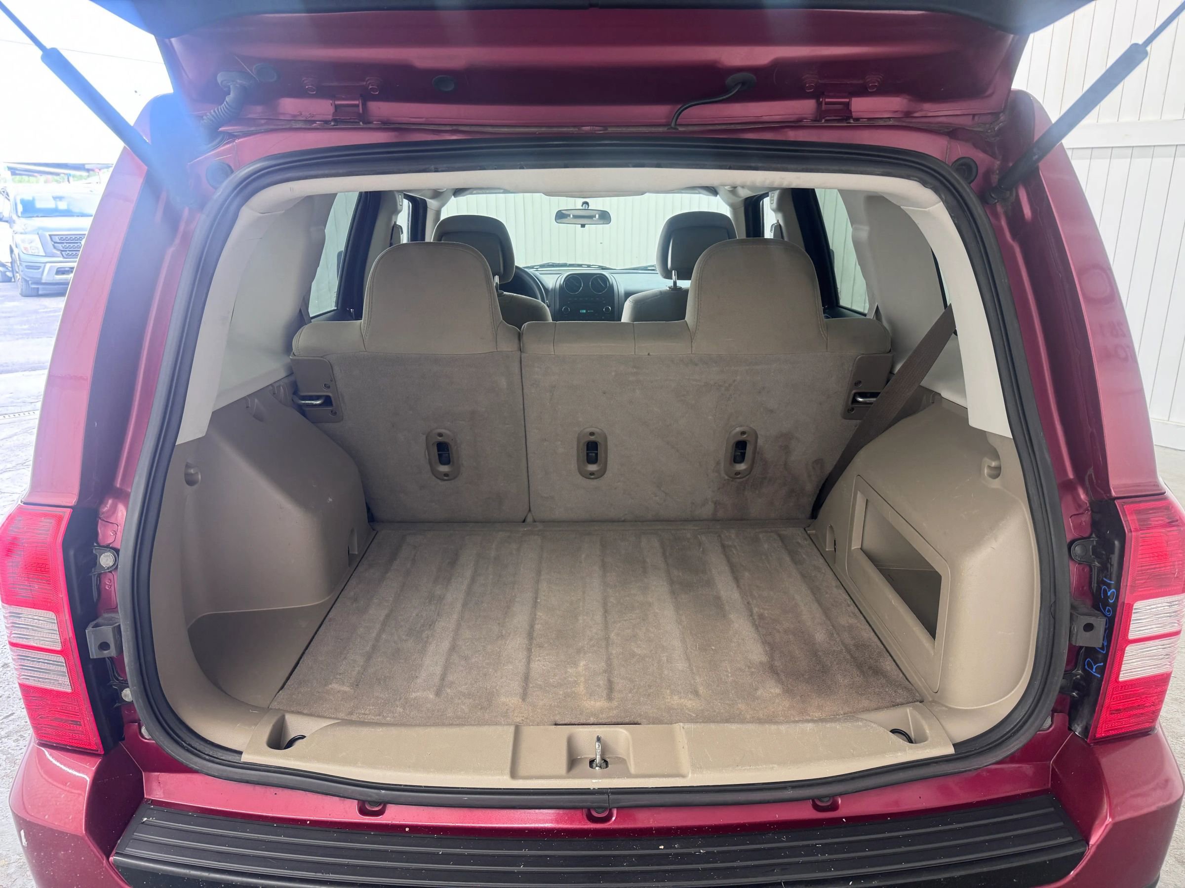 Used 2014 Jeep Patriot Sport w/ Power Value Group FWD image 13