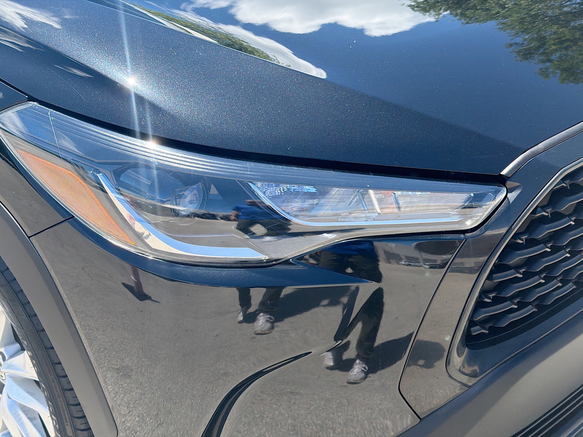 Used 2022 Toyota Corolla Cross LE AWD/4WD image 34