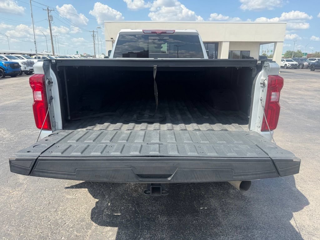 Used 2022 Chevrolet Silverado 3500 High Country AWD/4WD image 22