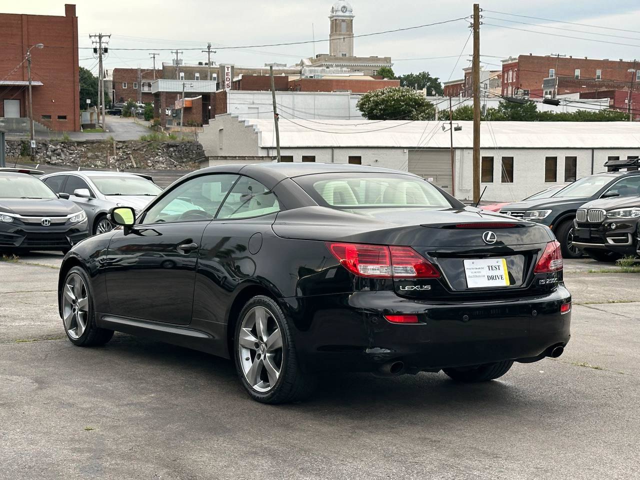 Used 2010 Lexus IS 250C RWD image 12
